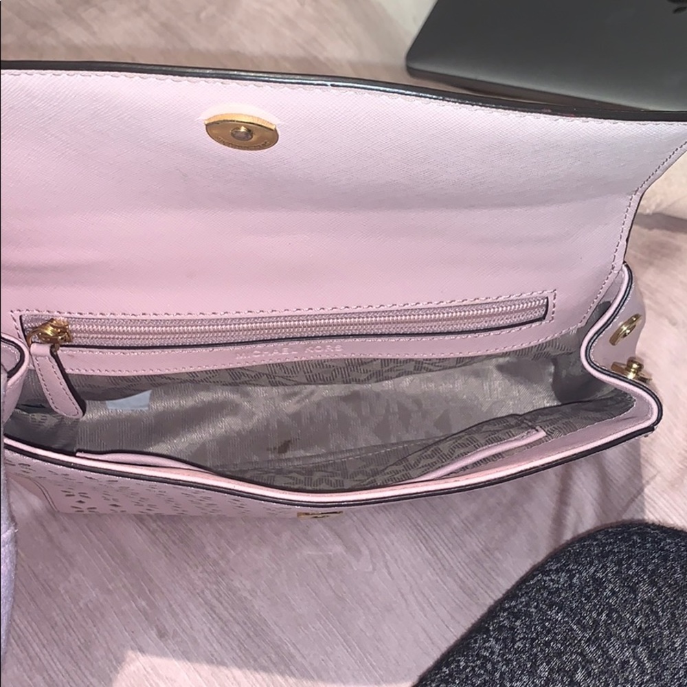 michael kors pink hand handbag perfect condition - Picture 5 of 10